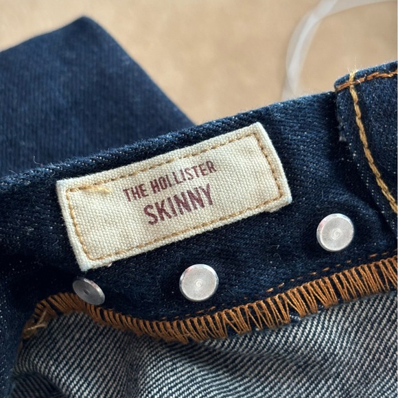 The Hollister Skinny Men’s Button Fly Denim Jeans - Size 30 x 32 Dark Wash - Picture 6 of 16